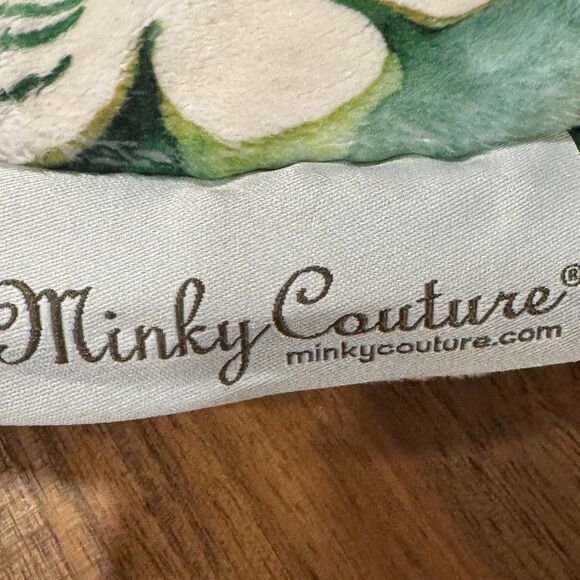 Minky Couture Plush Ornament Christmas Themed Holiday Print Pillowcase Set - Picture 9 of 10